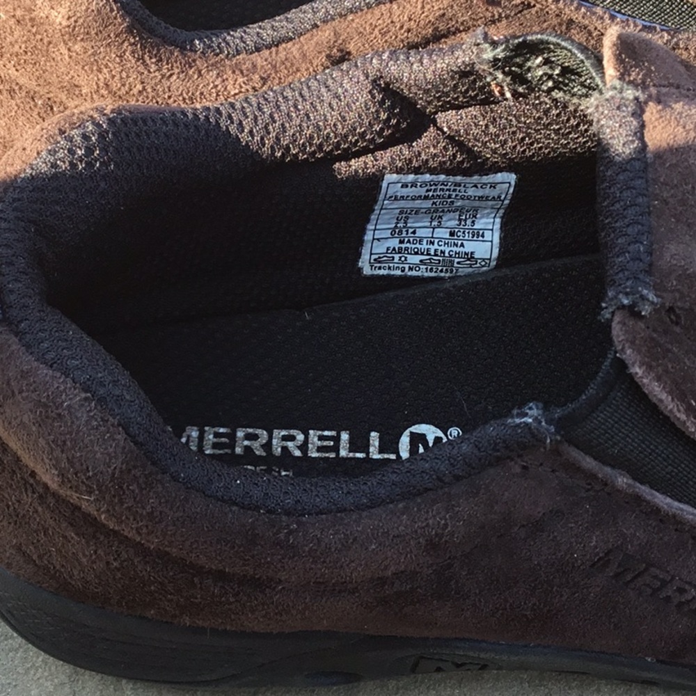 Brown Merrill kids footwear sz 2.5 - Picture 5 of 6